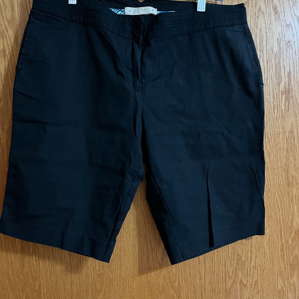 Old Navy Black Short